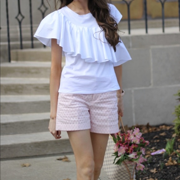 Banana Republic Pants - 🌟REDUCED🌟NWOT Banana Republic Lace Eyelet Shorts